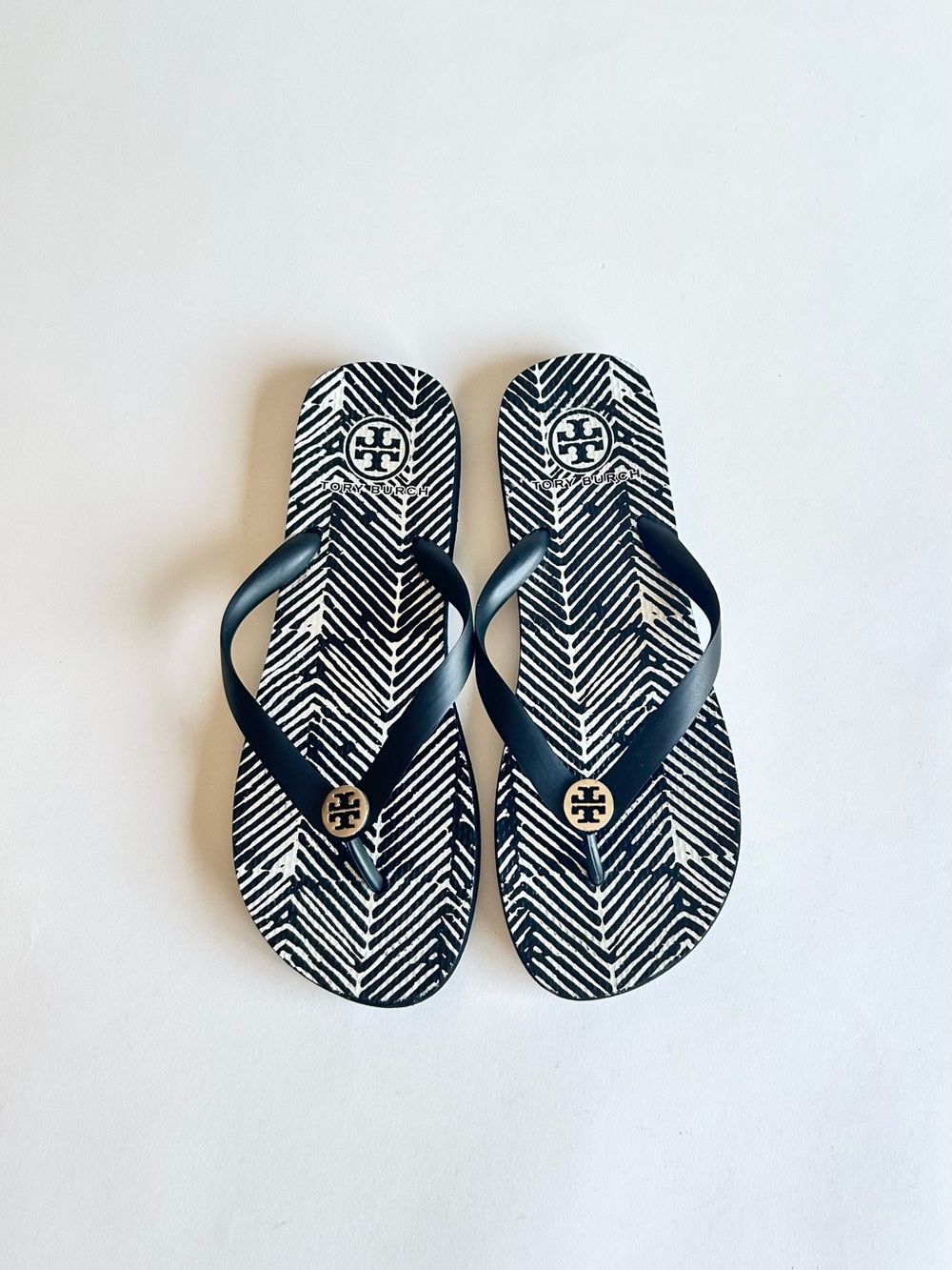 Tory Burch Black White Rubber Flip Flops Sandals size 9